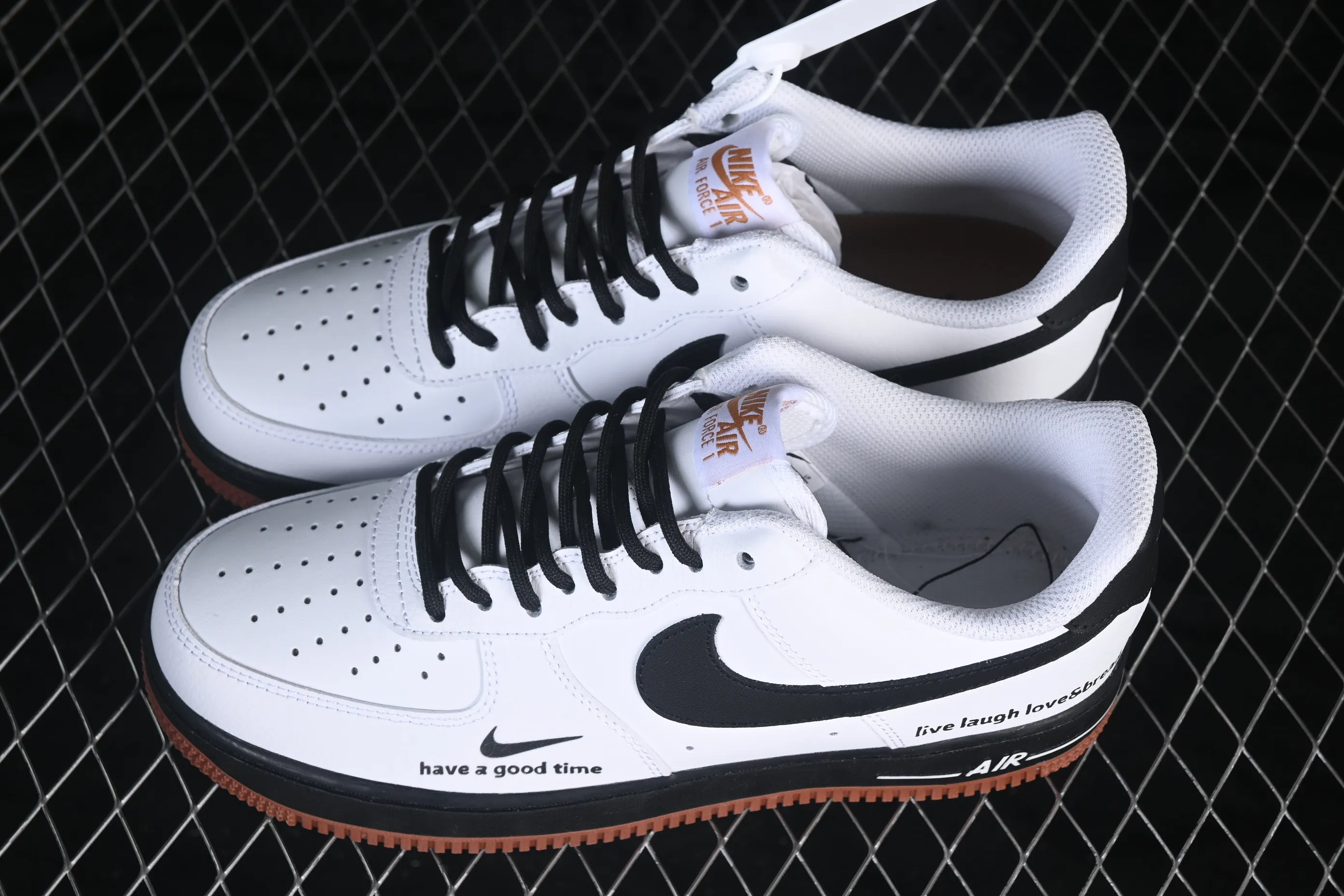 All categories Nk Air Force 1 Air Force series Nk Air Force 1 Low Air Force low-top Nike Air Force 1'07 Low Two-dimensional theme Classic black and white contrast Air Force 1 low-top casual sneakers ZH0316-161